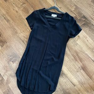 Cloth and Stone black v neck dress